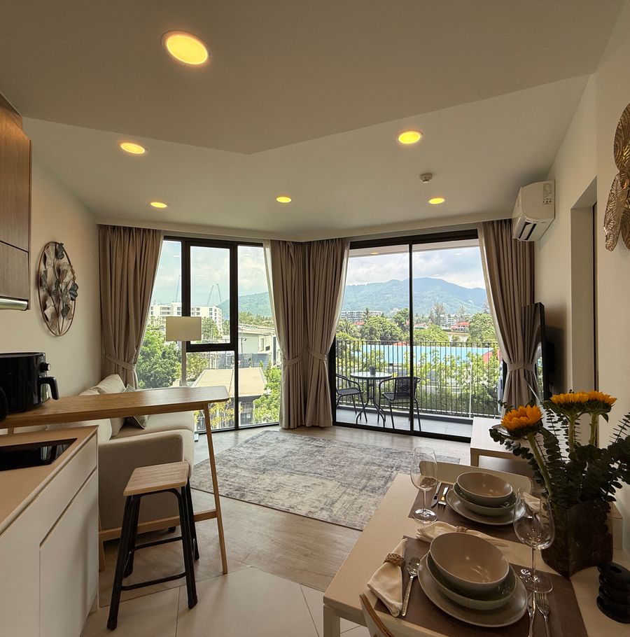 Apartment with mountain and lake views, Laguna Skypark, Bang Tao — photo 1