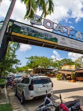 Boat Avenue & Porto de Phuket