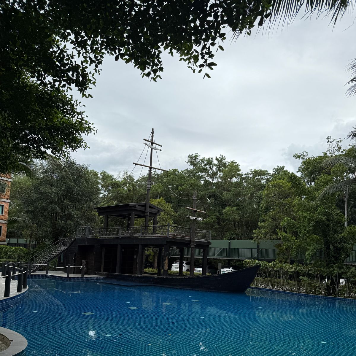 The Title Nai Yang, Nai Yang — photo 1